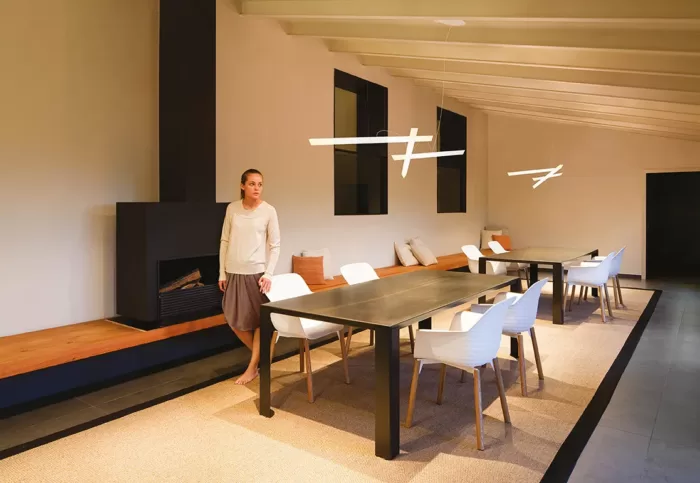 VIBIA włoska lampa wisząca HALO LINEAL